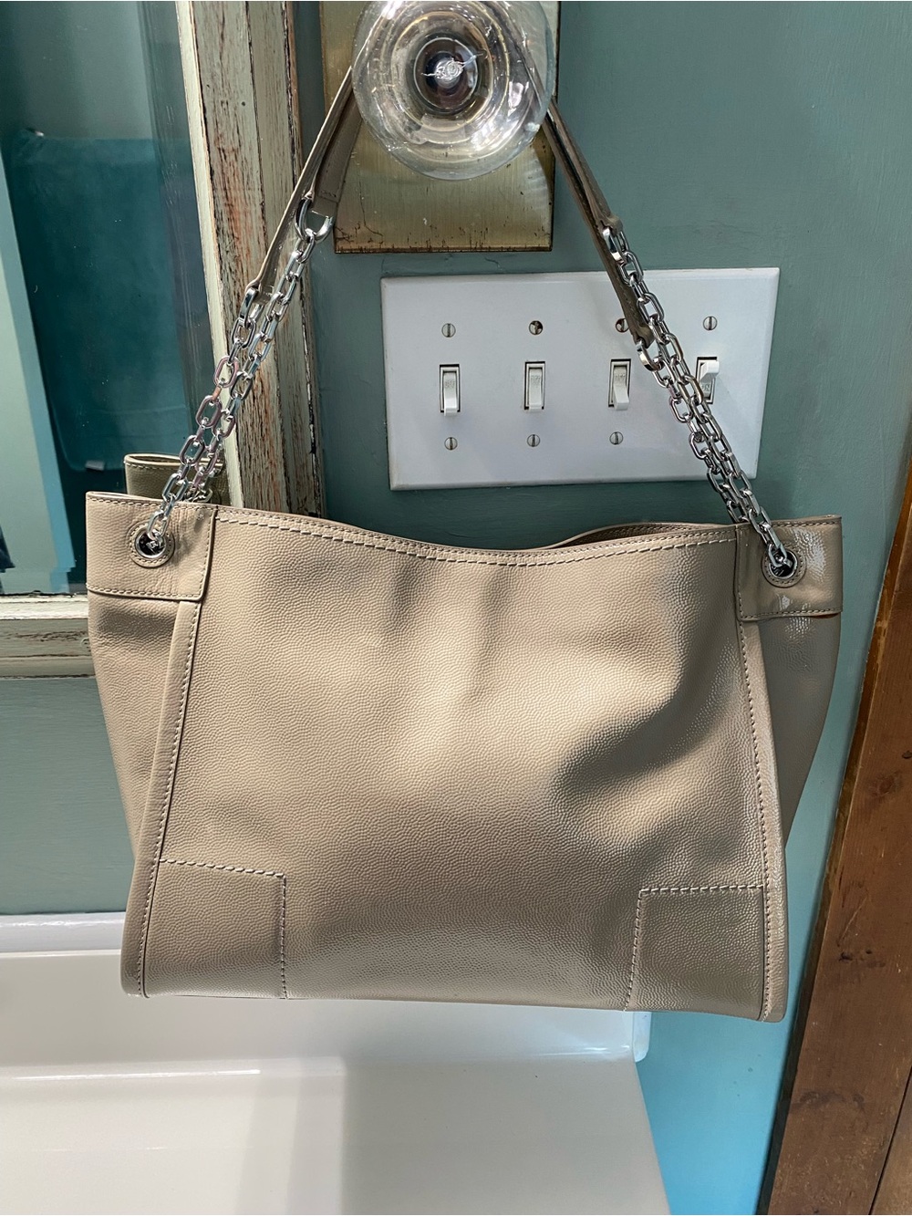 Tory Burch Beige Leather Chain-Handle Shoulder Bag - Picture 2 of 8